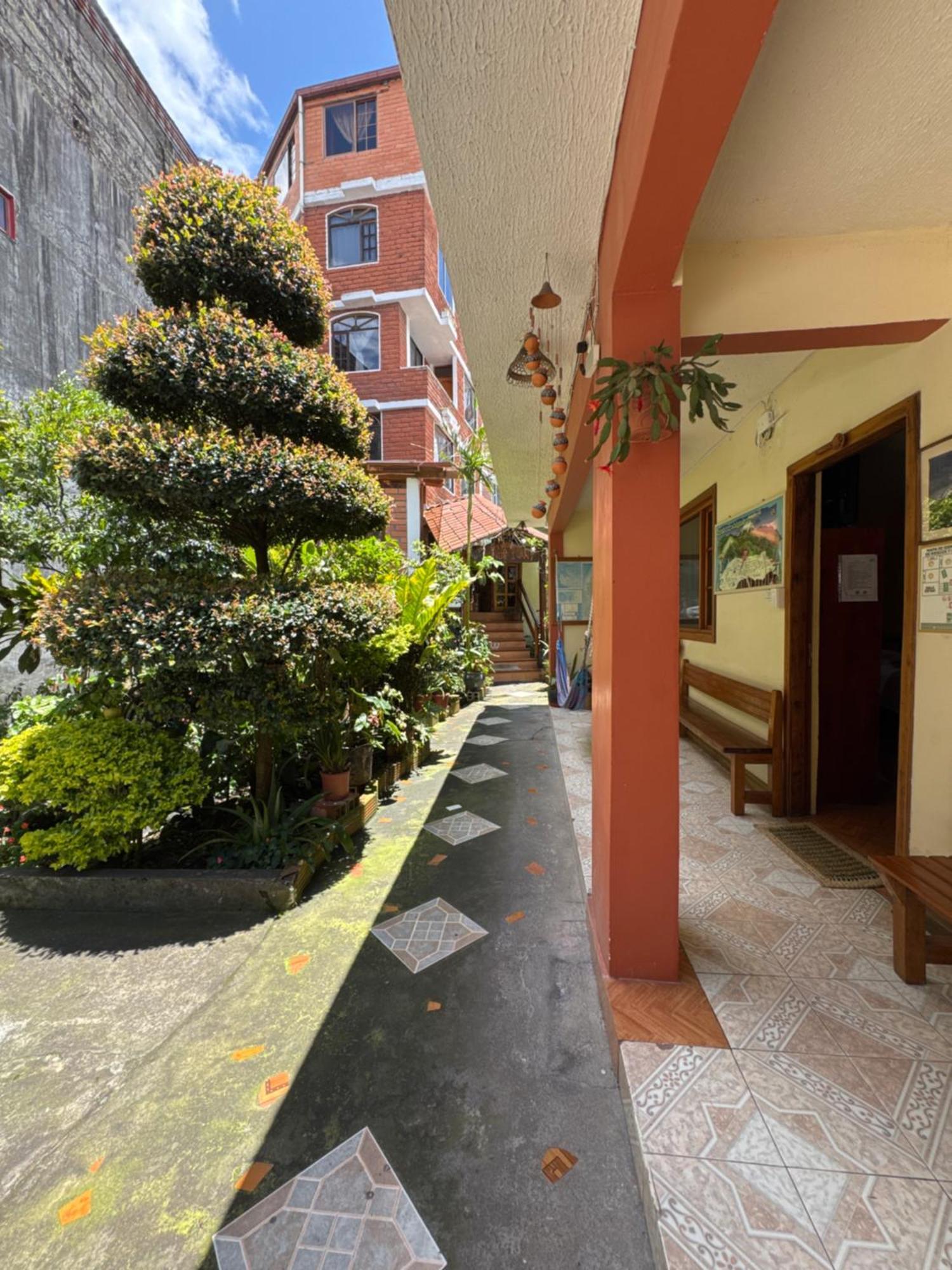 Hotel Donde Ivan Baños Esterno foto